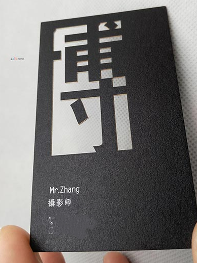 激光雕刻名片為您形象加分，成功快人一步！