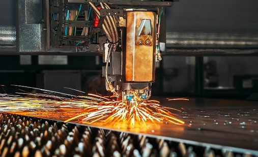 金屬激光切割機-影響激光表面淬火的幾大原因