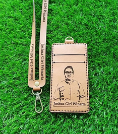 激光打標(biāo)工作證套，專(zhuān)屬你的私人訂制