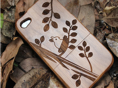 激光雕刻手機殼，擁有它你就是這條街上最靚的仔